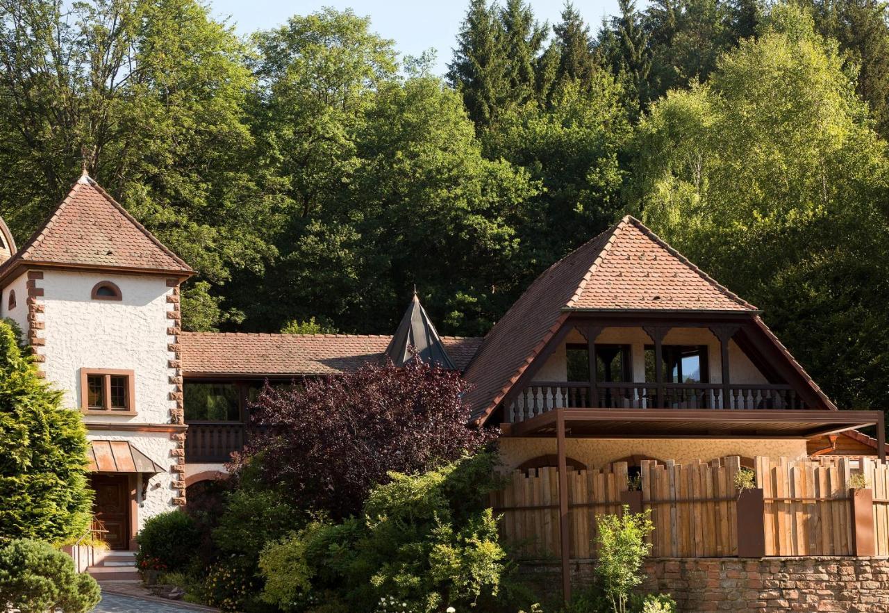 La Cheneaudiere - Hotel Spa - Relais & Chateaux - Restaurant Etoile Colroy-la-Roche Exterior photo