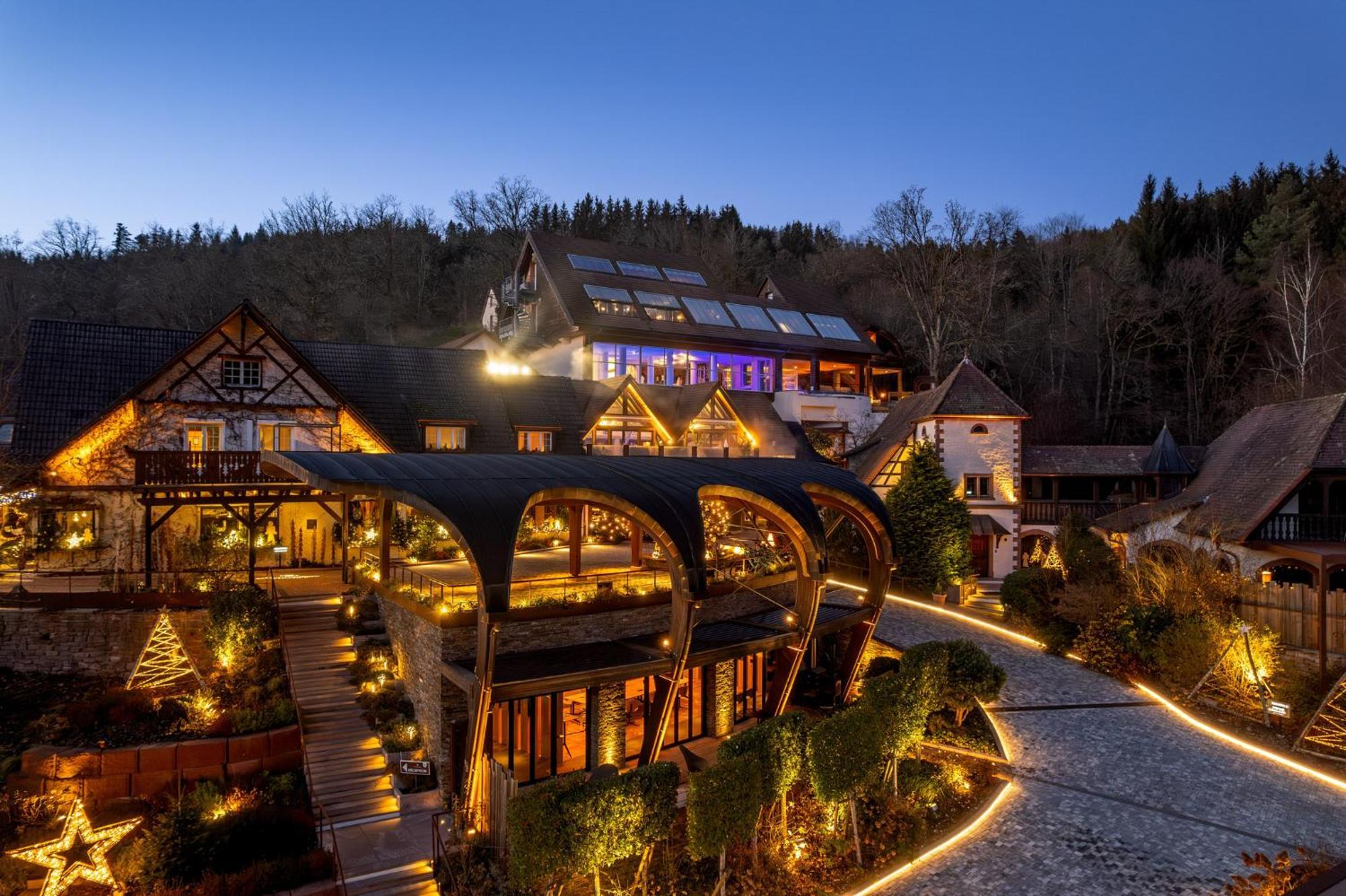 La Cheneaudiere - Hotel Spa - Relais & Chateaux - Restaurant Etoile Colroy-la-Roche Exterior photo